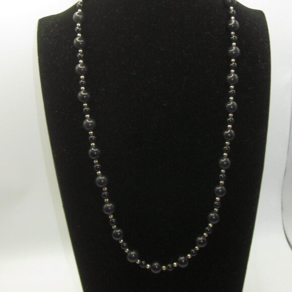Vintage Jewelry - Black Beaded Necklace